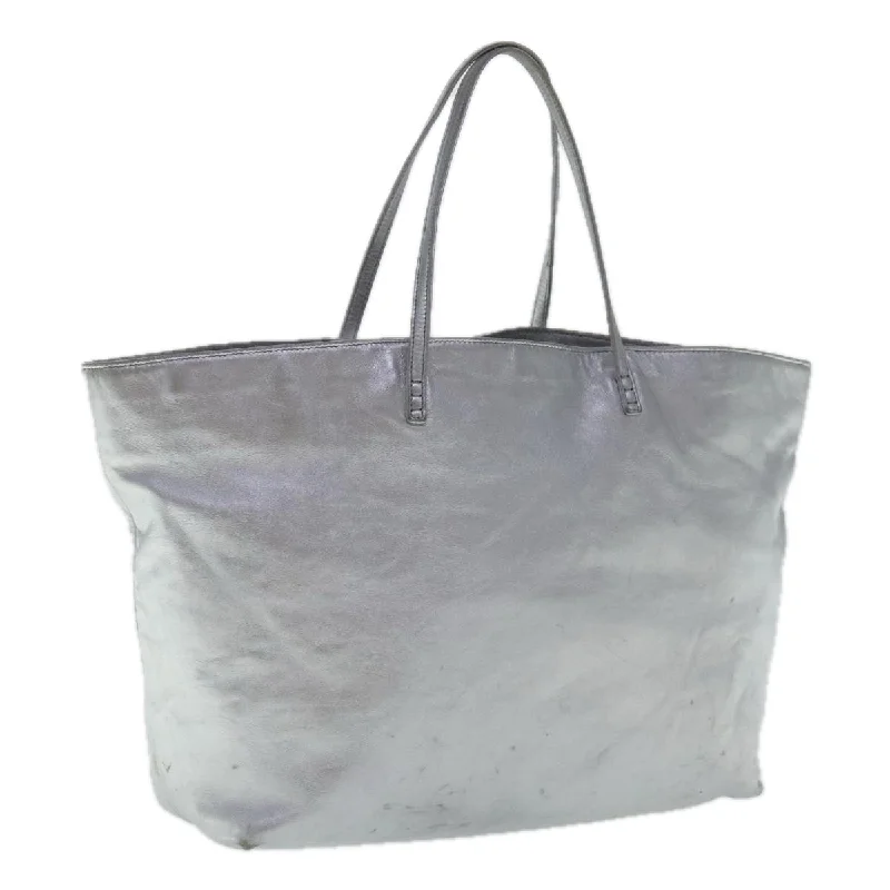 Ladies Fendi Peekaboo bags with a hand - stitched leather handle for artisanal charmFENDI Tote Bag Leather Silver  97104