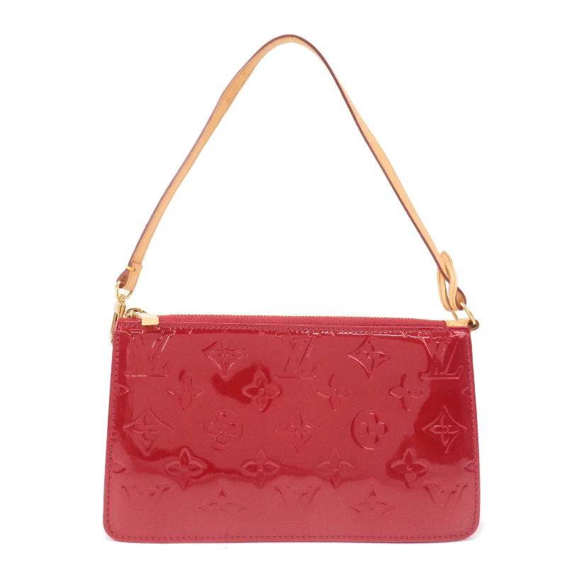 Louis Vuitton tote bags with a water - resistant coating for outdoor useLouis Vuitton Monogram Vernis Lexington Hand Bag Red M93525