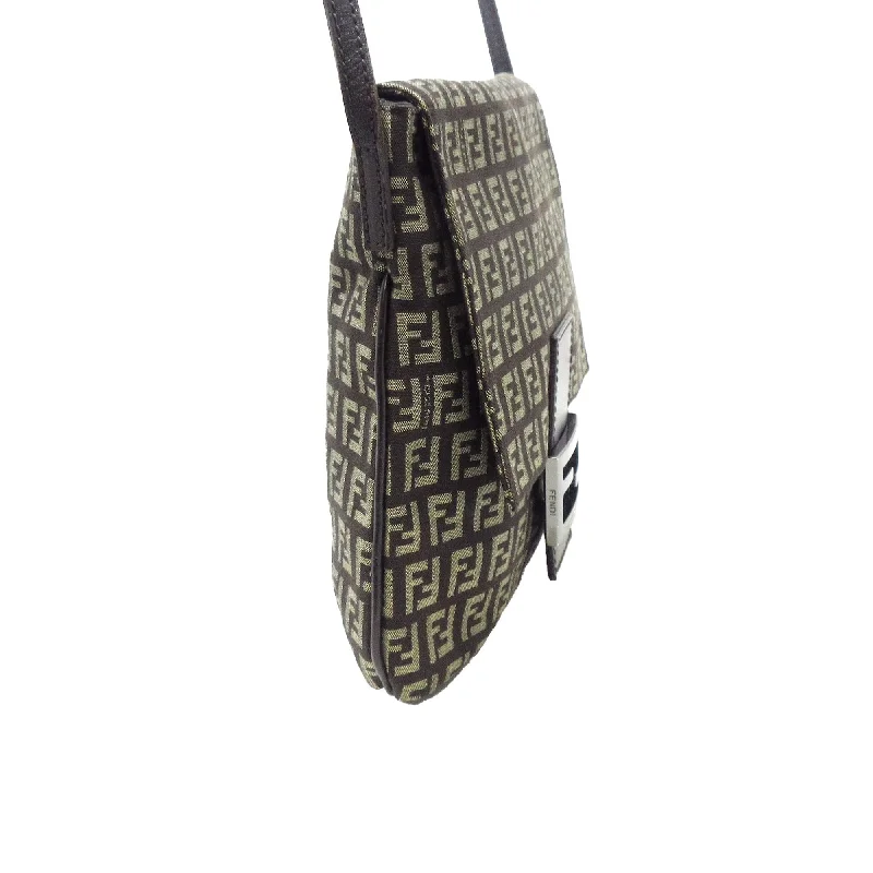 Fendi crossbody bags with a woven leather strap for a unique texture and visual appealFendi Zucchino Crossbody (SHG-NXOxWk)