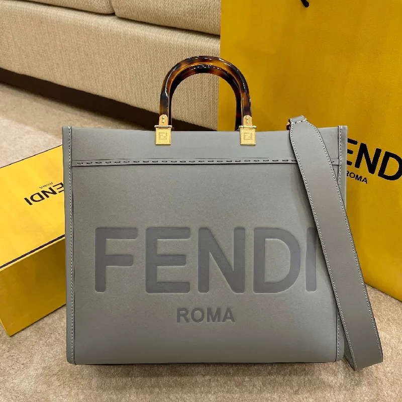 Fendi bags with a patent - leather finish for a shiny and sophisticated appearanceFendi Tote Bag Grey For Women