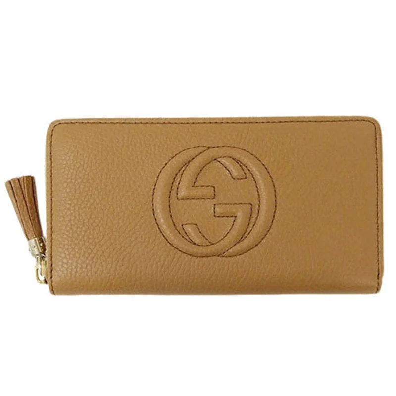 Women Gucci Sylvie bags with a detachable ribbon detailGucci Wallet Women's Long Soho Leather Beige 598187 Round Tassel