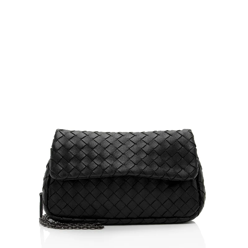 Bottega Veneta bags with zigzag patternsBottega Veneta Intrecciato Nappa Olimpia Mini Chain Bag (SHF-5RIEaO)