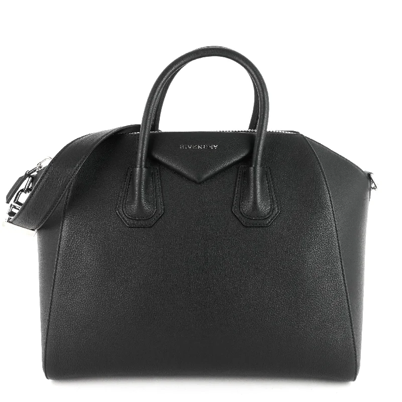 High-end designer bags for menAntigona Medium Pebbled Calfskin Bag