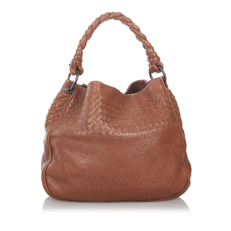 Bottega Veneta bags for home decor enthusiastsBottega Veneta Intrecciato Leather Tote Bag (SHG-27145)