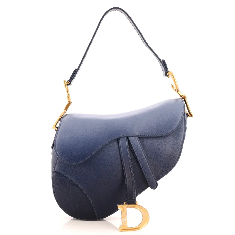 Durable leather bags for daily useSaddle Handbag Gradient Leather Medium