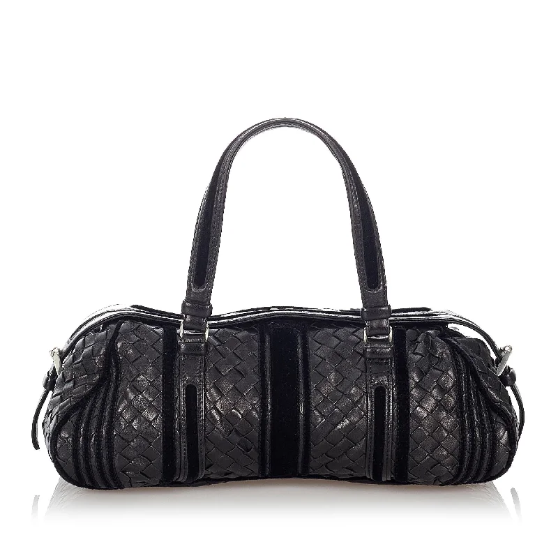 Bottega Veneta bags with quilted designsBottega Veneta Intrecciato Leather Boston Bag (SHG-27192)