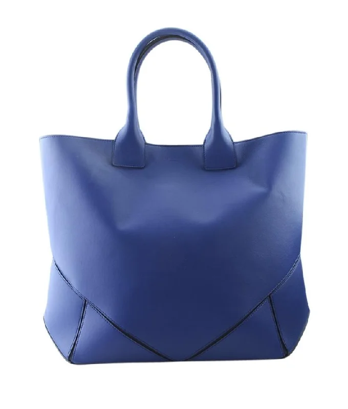 Vintage-inspired handbagsGivenchy Medium Easy Blue Leather Tote