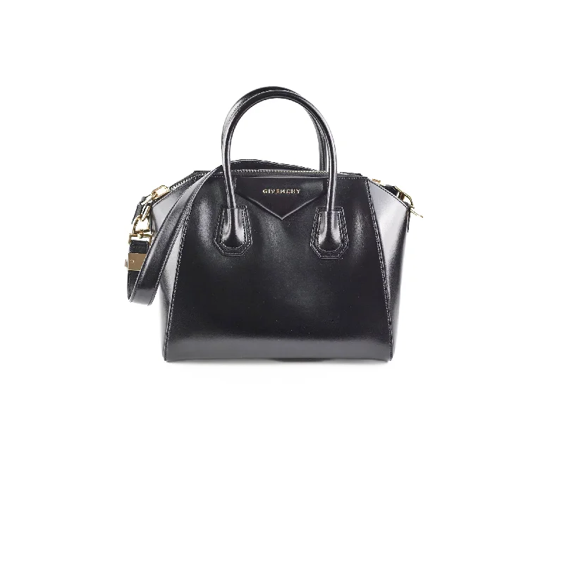 Luxury bags with chain strapsGivenchy Antigona Small Black Smooth Leather