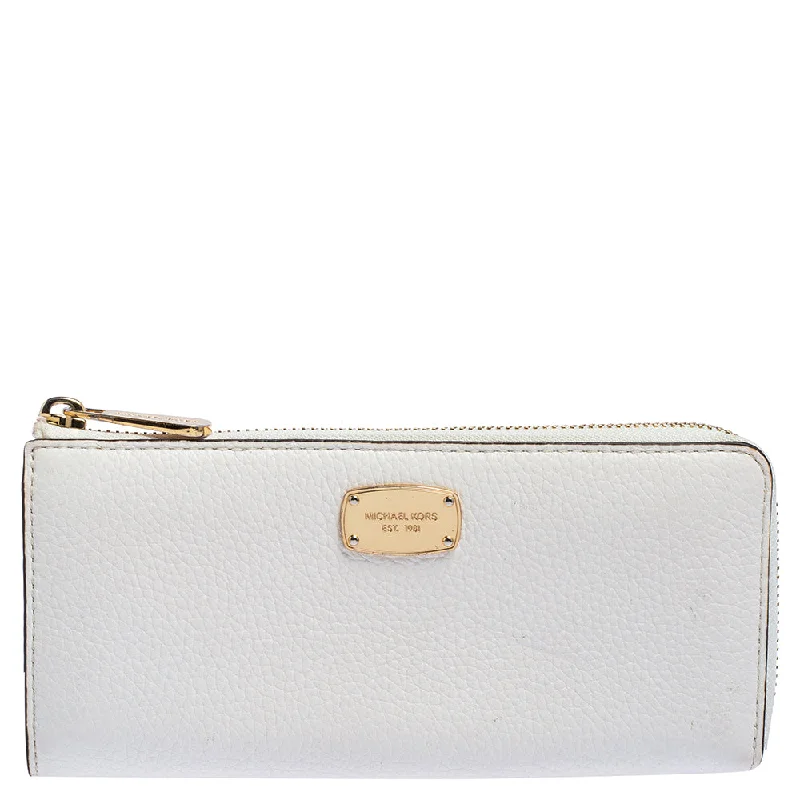 Michael Michael Kors Bags for fashion weeks to showcase the latest trendsOff White Leather Zip Continental Wallet