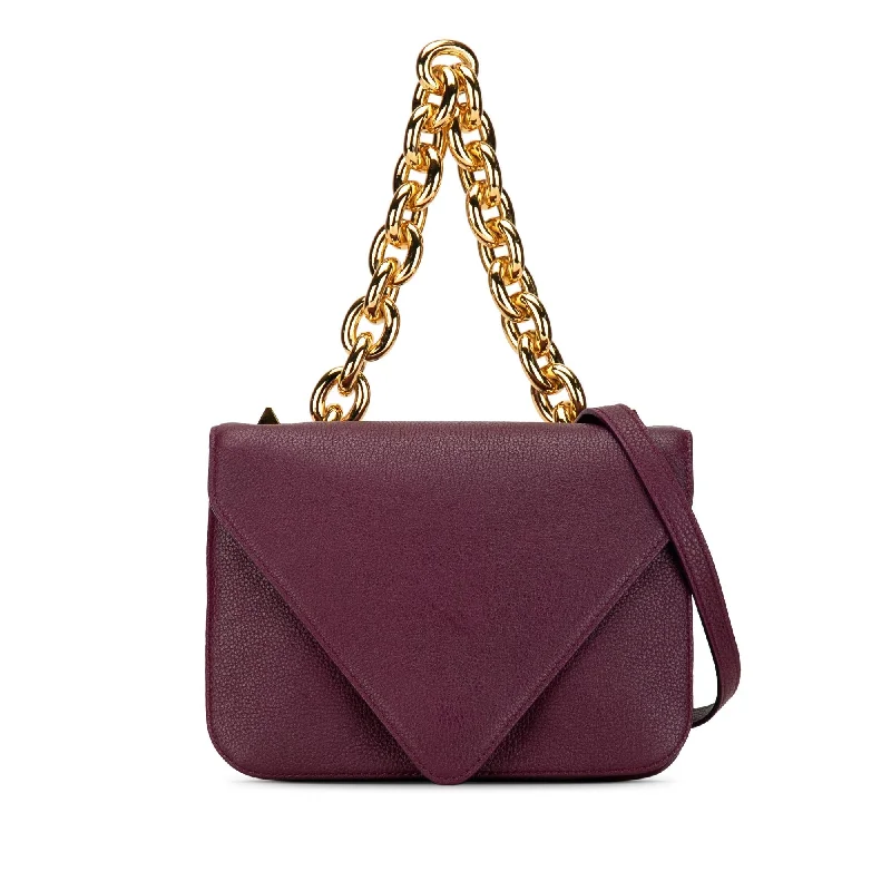 Bottega Veneta bags for minimalist fashion loversBottega Veneta Mount Envelope Chain Bag (SHG-MIAqAb)