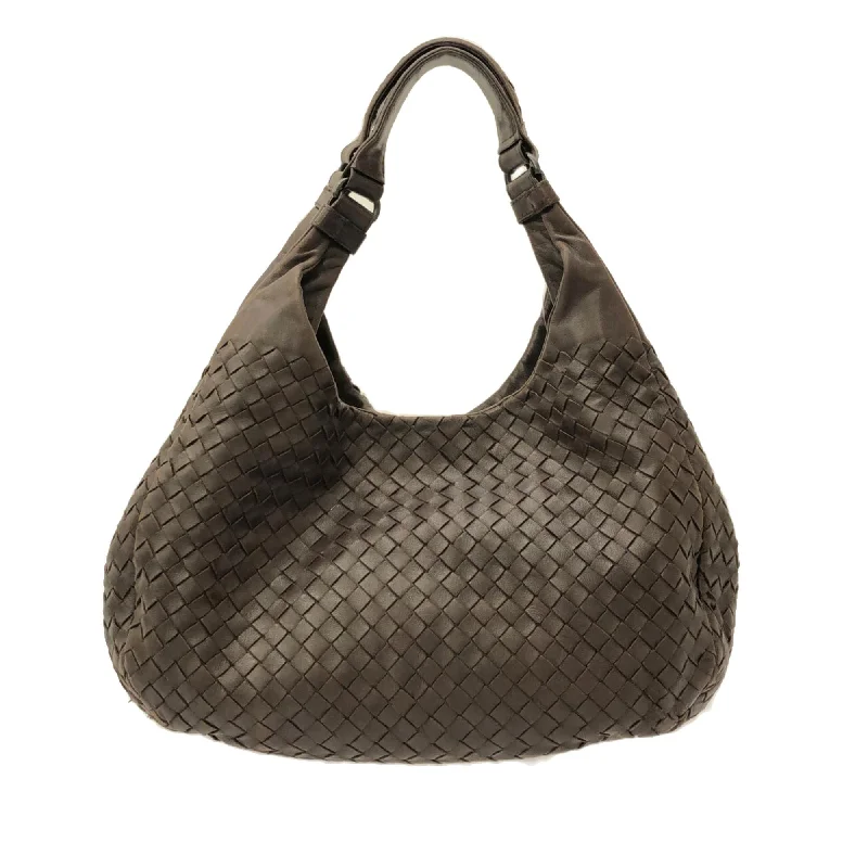 Bottega Veneta bags for garden partiesBottega Veneta Medium Intrecciato Campana (SHG-PgTnSs)