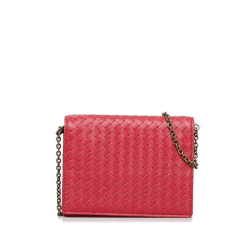 Bottega Veneta bags with velvet insertsBottega Veneta Intrecciato Wallet On Chain (SHG-jSN2r3)