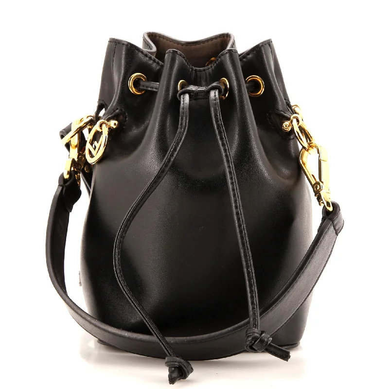 Trendy bucket bags for summerMon Tresor Bucket Bag Leather Mini