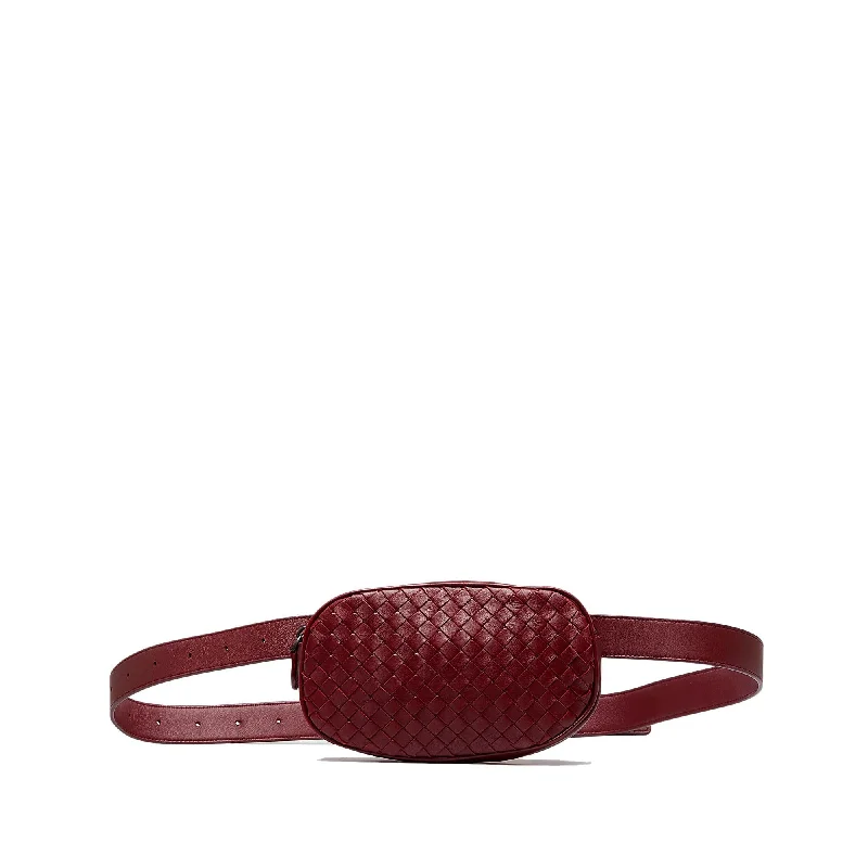 Bottega Veneta bags for minimalist fashion loversBottega Veneta Intrecciato Belt Bag (SHG-3PHN7a)