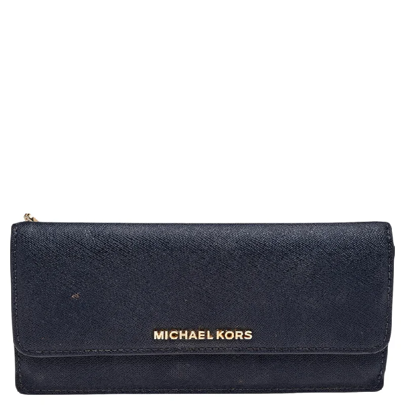 Michael Michael Kors Bags for job fairs to make a memorable impressionNavy Blue Saffiano Leather Jet Set Travel Flat Wallet