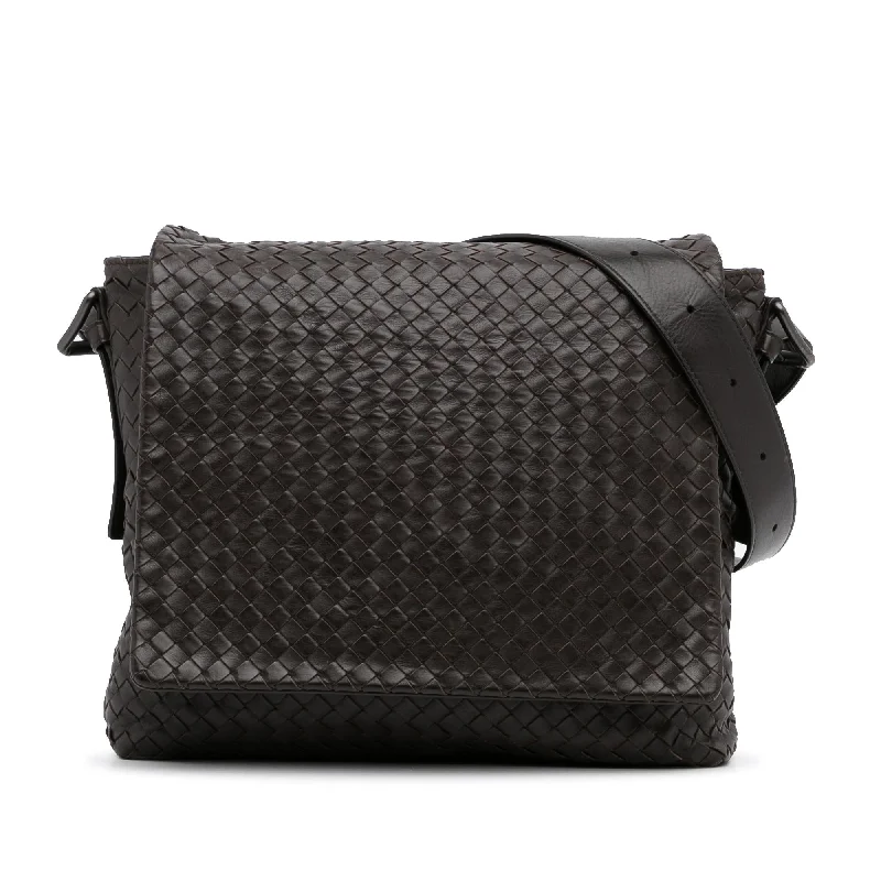 Bottega Veneta bags with fringe detailsBottega Veneta Intrecciato Crossbody (SHG-o8ftrr)