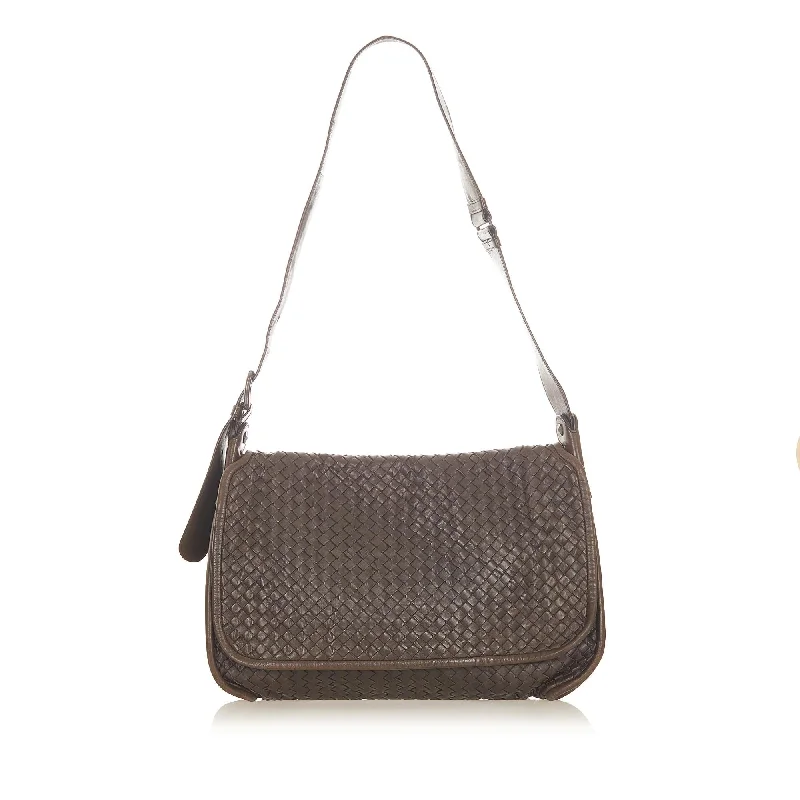 Bottega Veneta bags with detachable strapsBottega Veneta Intrecciato Leather Crossbody Bag (SHG-19828)