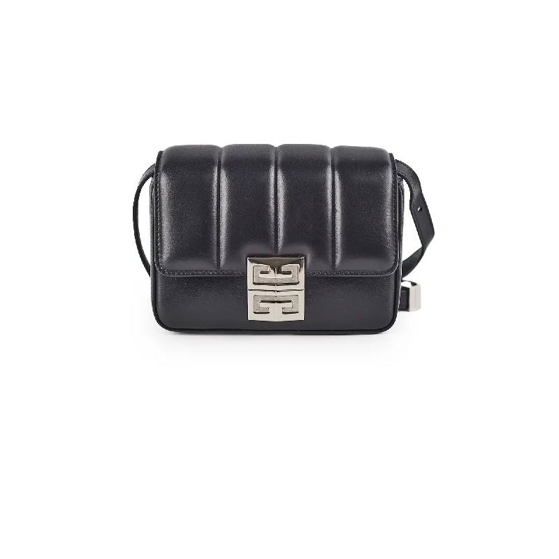 Best bags for photographersGivenchy Small 4G Lambskin Black