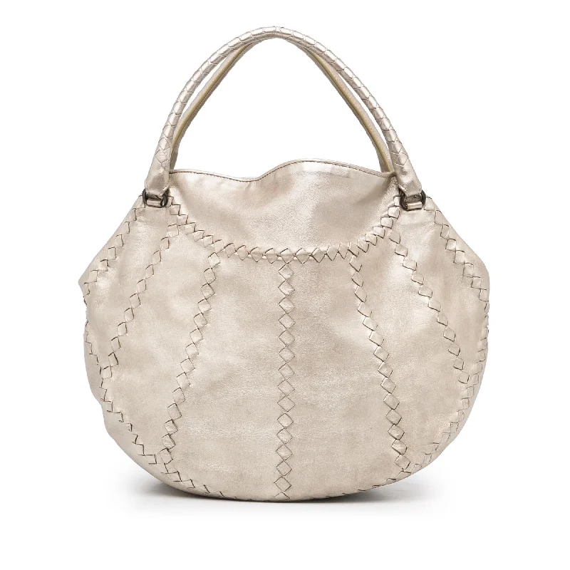 Bottega Veneta bags for music festivalsBottega Veneta Intrecciato Metallic Tote Bag (SHG-YCP4lc)