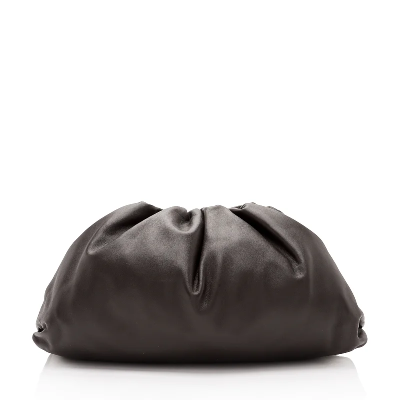 Bottega Veneta bags for horse - riding eventsBottega Veneta Calfskin The Pouch Clutch (SHF-3lPp9s)