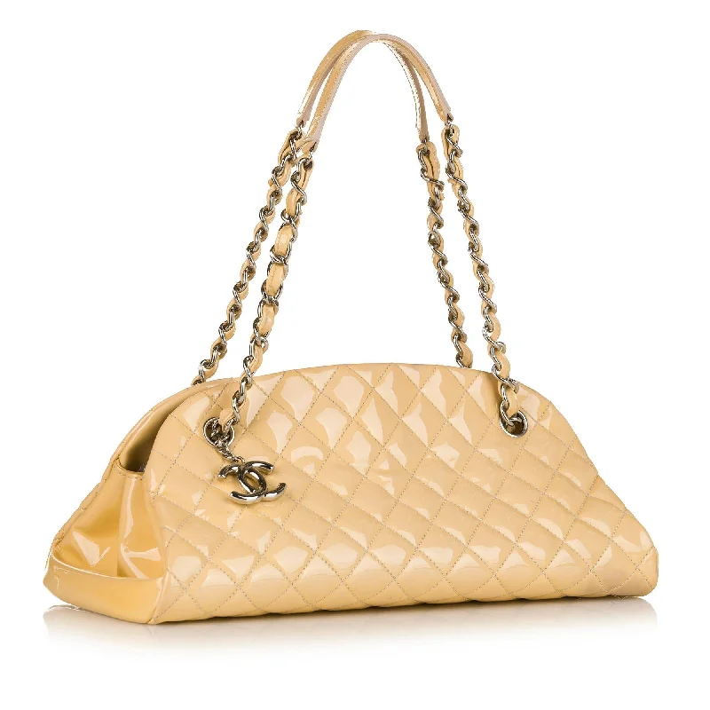 Chanel New Arrival Handbag with Gold HardwareChanel Mademoiselle Patent Leather Bowling Bag (35349)