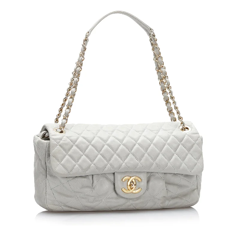 Chanel bags with adjustable chain strapsChanel Matelasse Easy Shoulder Bag (AhFlRg)