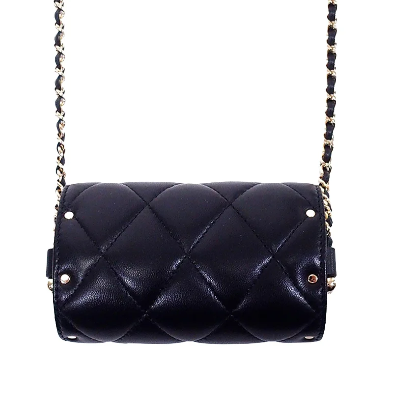 Chanel bags with the perfect balance of luxury and functionalityChanel Matelasse Mini Crossbody Bag (LPYHyW)