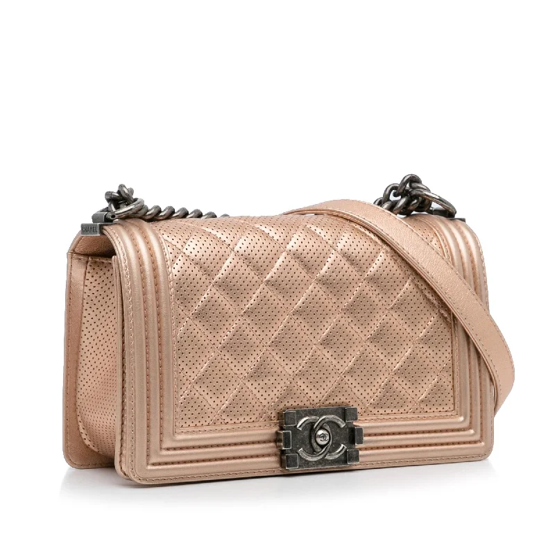 Chanel Luxury Handbag for High - End EventsChanel Medium Perforated Lambskin Boy Flap (Fd6Dnd)