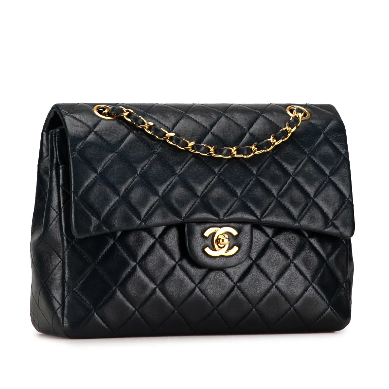 Chanel Vintage Inspired Handbag for Retro LoversChanel Medium Tall Classic Lambskin Double Flap (GtveFH)