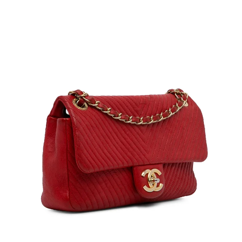 Chanel leather bags for everydChanel Medium Wrinkled Calfskin Quilted Chevron Medallion Charm Surpique Flap (hytIzX)