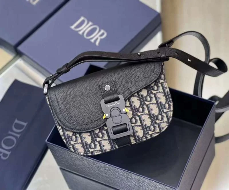 Christian Dior handbags with a removable shoulder strap for versatilityDior Bags - The Arid Bag Shop new Luxury bag - 040