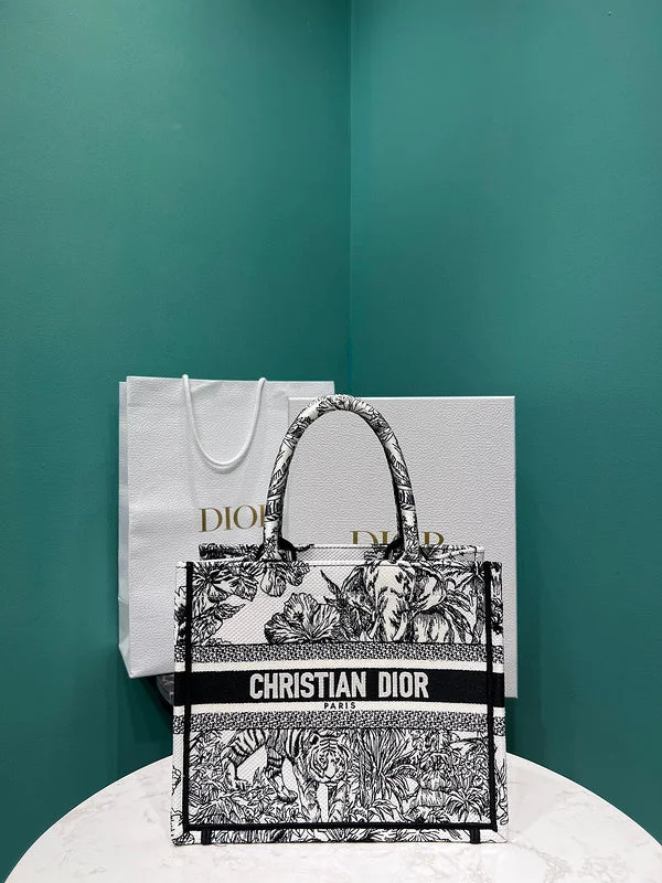 Christian Dior bags with a zip - top closure and multiple compartmentsmakbags - Dior Bags - 883